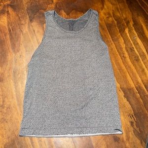 Mens small lululemon sleeveless shirt